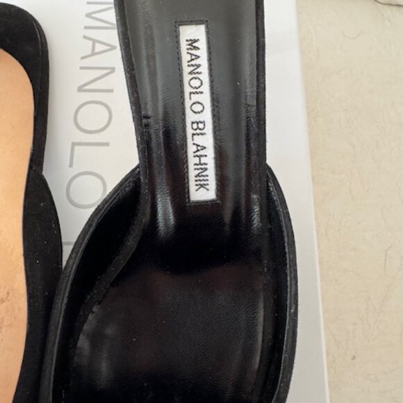 Manolo Blahnik Maysale Suede Buckle Mules Size 35 - Excellent Condition - Picture 5 of 6